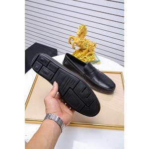 Sepatu Kulit Formal Klasik Sederhana Pria, Sepatu Kasual Kulit Datar Desainer Modis Berkualitas Tinggi untuk Pria - Product Image 3