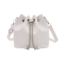 Tas Selempang Wanita Retro Motif Permen, Bahan PU Lembut, Model Bucket, Warna Solid, Serbaguna