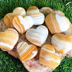 Vente en gros de pierres de palmier en calcite orange naturelle polie de haute qualité pour la décoration de la maison, l'art et les objets de collection - Product Image 4