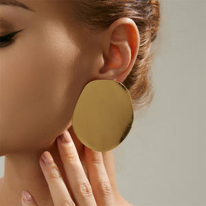 Exagéré grandes boucles d'oreilles rondes irrégulières lisses pour les femmes à la mode dame grandes boucles d'oreilles accessoires sur l'oreille bijoux à la mode - Product Image 2