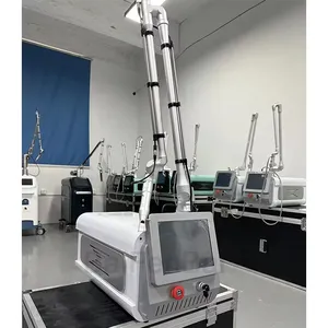 Machine à laser fractionné CO2 4D 10600nm pour l'élimination des cicatrices d'acné, le resurfaçage de la peau, équipement de beauté - Product Image 4