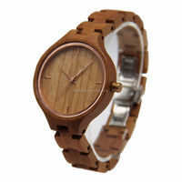 Montre Décontractée Quotidienne, Boîtier en Bois Noir, Design Rond Fin, 4 Index Horaires, Bracelet en Bois Intégré, Montre Minimaliste 2025