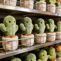 Jouets en peluche cactus mignons au design personnalisé, jouets en peluche doux en forme de pot de fleurs pour les anniversaires des enfants et la décoration de la maison