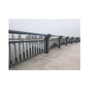 Développement de garde-corps de sécurité en acier pour ponts, garde-corps décoratifs en béton, clôture de garde-corps - Product Image 6