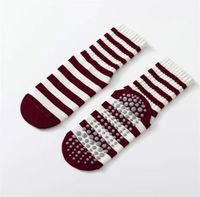 Chaussettes de yoga et de pilates rayées pour femmes avec logo personnalisé, antidérapantes, en coton, pour le sport, la danse, la barre, vente en gros, OEM, en vrac