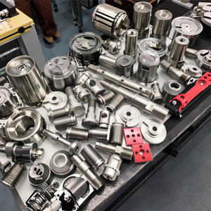 Nhà sản xuất chất lượng cao tùy chỉnh <span class=keywords><strong>CNC</strong></span> phay phần nhôm <span class=keywords><strong>CNC</strong></span> các bộ phận công thép không gỉ <span class=keywords><strong>CNC</strong></span> gia công dịch vụ - Product Image 1