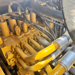 รถขุดตีนตะขาบ Caterpillar 320D2L มือสอง ขนาด 20 ตัน สภาพใหม่ ใช้งานได้ดี เหมาะสำหรับงานก่อสร้าง - Product Image 6