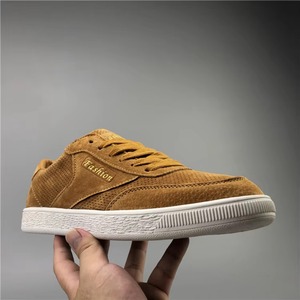 Chaussures décontractées en daim classiques et tendance pour hommes et femmes, personnalisables en gros, unisexe - Product Image 1
