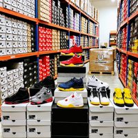 Chaussures d'occasion S35-1 en gros – Marques internationales Air & J Low Cut – Haute qualité – Vente en gros directe usine – Chaussures de sport d'occasion pour hommes
