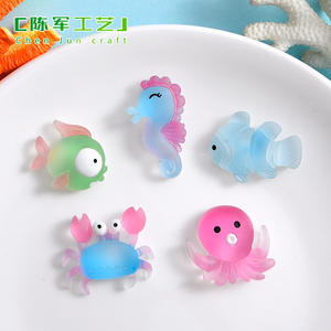 Vente en gros de nouvelles décorations en résine de la série animaux marins tropicaux Weijs, accessoires pour la création de bijoux faits main, attaches pour cheveux, coques de téléphone, etc. - Product Image 5