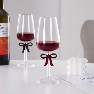 Flûte da Champagne in Vetro <span class=keywords><strong>Uniche</strong></span> con Stelo a Fiocco e Base in Metallo per Martini e Vino Rosso, Ideali come Regalo - Product Image 4