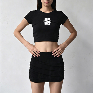 เสื้อยืดครอป OEM คุณภาพสูงสำหรับขายส่ง เสื้อยืดครอปแบบกำหนดเอง เสื้อยืดกราฟิกผ้าฝ้ายผสมสแปนเด็กซ์สวมใส่สบายสำหรับผู้หญิง - Product Image 3