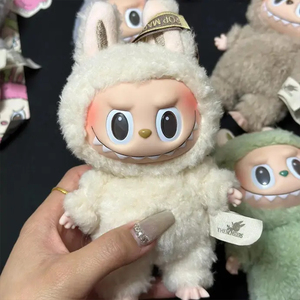 Labubu ตุ๊กตาไวนิลตุ๊กตามอนสเตอร์รุ่นแรก labubus originales popmart Aron MINI blind BOX ตุ๊กตาของเล่น La Buu