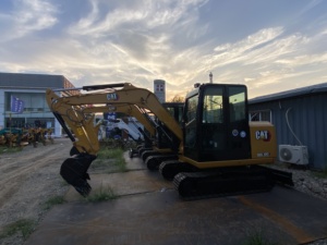 เครื่องจักรก่อสร้างมือสอง รถขุดตีนตะขาบ Caterpillar 305.5 305.5e2 รถขุดตีนตะขาบ cat มือสองสำหรับขาย Epa Ce - Product Image 2