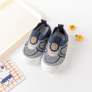 幼児用ファーストウォーキングシューズ、滑り止めTPEソール、滑り止め安全設計、実用的な日常使いに最適なユニセックスキッズシューズ - Product Image 1