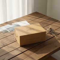 Cajas de Envío Rectangulares Marrones Personalizadas, Impresión UV Láser, Forro de Esponja, Embalaje Logístico Resistente y Portátil, Lujo Moderno