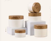 Pot de rangement cosmétique rechargeable 50g-250g en plastique PET avec coque en bois, logo personnalisé blanc pour lotion, soin de la peau et crème pour les yeux