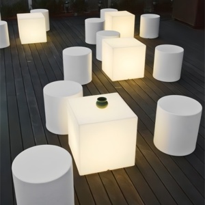 Khối lập phương LED cho meubles d'événements, RGB 40x40x40 Avec nạp tiền USB/nạp tiền Solaire, fauteuil Cube LED - Product Image 1