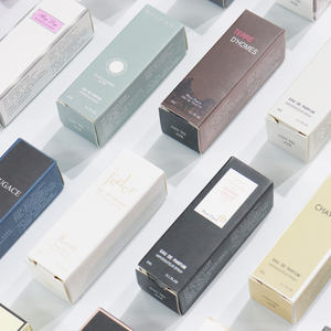 Spray floral 3ml pour femmes, mini boîte cadeau, divers mini parfums pour femmes conviennent aux petits cadeaux pour femmes - Product Image 2