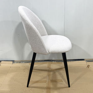 Moderne Beliebte Weiße Hochlehner Ergonomische Gepolsterte Esszimmerstühle mit Metallbeinen und Kunstfell-Samtstoff - Product Image 3