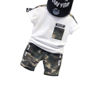 Conjuntos de Ropa para Niños, Estilo Nuevo y Popular, Camisetas de Algodón para Niños y Pantalones de Camuflaje para Hombre - Product Image 1
