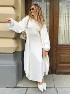 Cardigan Long Blubelle pour <span class=keywords><strong>Femme</strong></span> Coupe Ample Oversize Doux et Moelleux en Fausse Fourrure de Vison Style Peignoir Décontracté Automne <span class=keywords><strong>Hiver</strong></span> Pull Ample Nouvel Arrivage - Product Image 4