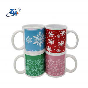 Taza de café de cerámica personalizada, <span class=keywords><strong>precio</strong></span> barato, buena venta, <span class=keywords><strong>tazas</strong></span> de café creativas de cerámica para el día de Navidad con asa para beber, venta al por mayor - Product Image 3
