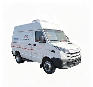 Camión Refrigerado <span class=keywords><strong>Iveco</strong></span>, un Vehículo Especial para el Transporte de Mariscos, Helados y Frutas en Ciudades - Product Image 1