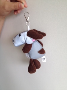 Yolite En13356 Made in China Portachiavi Riflettente in PVC Nero Giocattolo Ciondolo 3D Orsacchiotto Mamma con Riflettore Morbido - Product Image 2