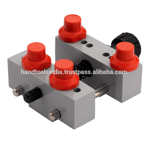 Clavijas rojas pequeñas de estilo europeo, herramientas y piezas esenciales para reloj de pulsera - Product Image 1