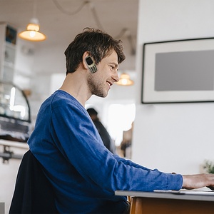 BM10หูฟังขนาดเล็ก0.66นิ้วผู้ผลิต MP3/MP4/วิทยุ fm/b.t. /gprs 32MB ROM + 32MB RAM Bar RAM Bar คุณสมบัติโทรศัพท์ - Product Image 5