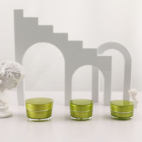 Vente en gros de pots cosmétiques en acrylique de luxe en forme de cône inversé de 15g, 30g, 50g, avec couvercle