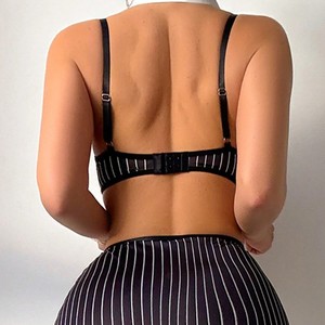 Ensemble de lingerie cosplay d'écolière en gros, soutien-gorge en dentelle rayée, string, jupe moulante avec cravate, costume sexy pour femme, jeu de rôle, OEM ODM - Product Image 3
