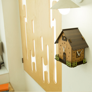 Modern Wooden <b>Wall</b> <b>Clock</b> House Shape <b>Silent</b> Quartz Battery Powered Decorative Home Office Kitchen Bedroom Living Room - Product Image 3