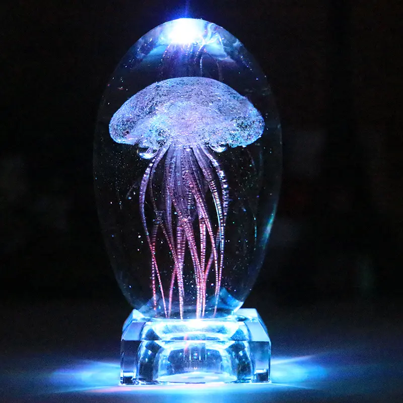 Creative gift birthday gift for girl's best friend wife romantic jellyfish adult gift music box ornaments