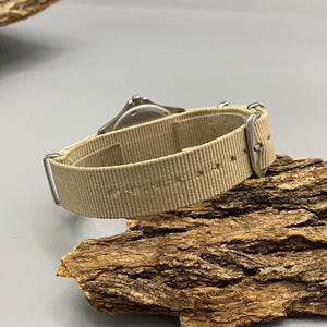 Reloj de Cuarzo Personalizado de Acero Inoxidable Clásico Premium para Hombres de Lujo Luminoso - Product Image 5