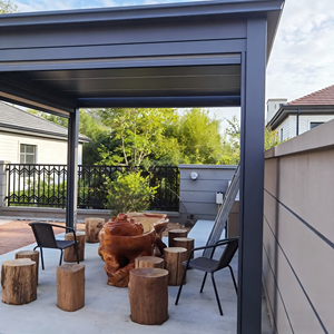 Pergola <span class=keywords><strong>de</strong></span> luxe en aluminium toutes saisons avec toit à lames motorisées pour balcon, jardin et extérieur, LED en option, rideaux personnalisables - Product Image 3