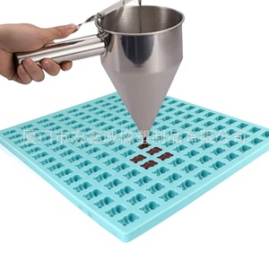 En Stock, Suministro Directo, Caramelos Creativos QQ, Caramelos Blandos con Forma de Oso, Molde de Goma, Silicona de Grado Alimenticio para Chocolate TGMXX150 - Product Image 4