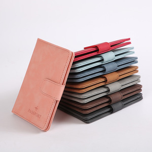 ขายส่งที่กําหนดเองระเหิด Id และผู้ถือบัตรชื่อการออกแบบปุ่มแม่เหล็กผู้ถือหนังสือเดินทางหนัง Pu - Product Image 6