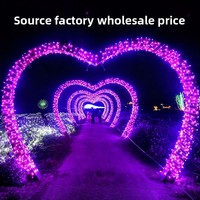 Lampes LED d'extérieur en fer en forme de cœur, style couloir, pour une ambiance romantique, idéales pour les parcs, la décoration de la Saint-Valentin et les aménagements paysagers.