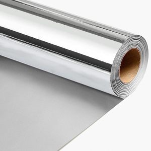 Papier cadeau brillant personnalisable de 80 g avec plusieurs options de couleurs, élégant et haut de gamme, adapté à diverses occasions. - Product Image 3