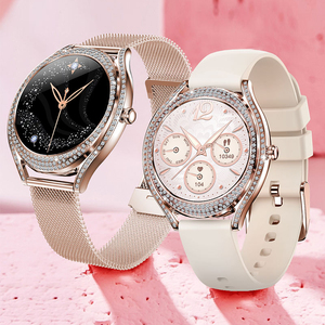 <span class=keywords><strong>Smartwatch</strong></span> di moda con occhiello amolato per donne 1.28 pollici chiamata cardiofrequenzimetro Monitor di ossigeno nel sangue in acciaio dorato <span class=keywords><strong>Smartwatch</strong></span> di lusso - Product Image 1