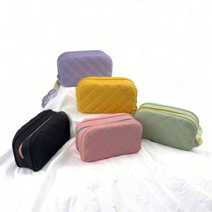 Custom Fashion Silicone <b>Portable</b> Water Resistant Large Candy Pattern Makeup Organizer Travel Zipper <b>Lock</b> Cosmetic Bags & Cubes - Product Image 3