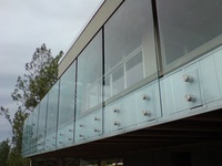 Panneaux de verre feuilleté trempé ASNZS2208 personnalisés pour balcon de bâtiment d'appartements commerciaux