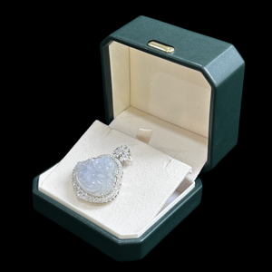 Pendentif <span class=keywords><strong>Bouddha</strong></span> rieur en jadéite birmane naturelle de qualité A, glacé et hautement transparent, serti de zircon en <span class=keywords><strong>argent</strong></span> sterling 925. - Product Image 5