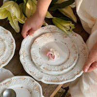 Franse vintage bloemmotief geëmbosseerde keramische bord, exquisiete Ins Afternoon Tea fruit dessert bord