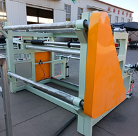 Machine à refendre et à rembobiner automatique le papier kraft Machine à refendre et à rembobiner les rouleaux de papier kraft