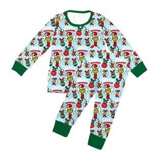 Conjunto de Pijamas de Seda de Leche Lavables con Estampado Personalizado de 2 Piezas para Niños, Estilo Familiar Navideño, Venta al por Mayor - Product Image 3