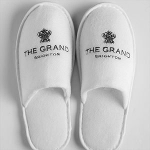 Pantoufles d'hôtel douces confort invité bout fermé lavable utilisation intérieure idéale pour les voyages en spa <span class=keywords><strong>et</strong></span> l'hospitalité - Product Image 1