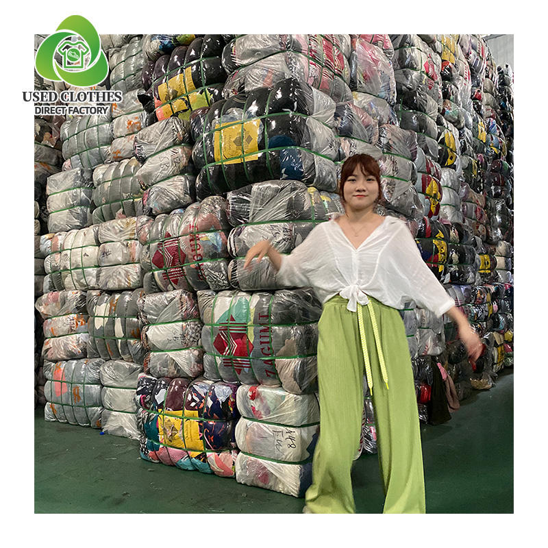 Sac Amain Chine Londres 1er Choix Friperie Vetements De Marque